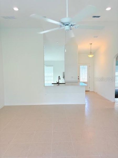 Spacious, unfurnished interior of a new home in , Palm Coast (Image 8).