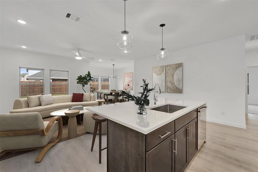 Furnished interior view inside a new home in Rolling Ridge, Van Alstyne (Image 20). Furnished interior view inside a new home in Rolling Ridge, Van Alstyne (Image 20).