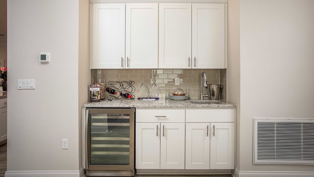 Representative furnished interior of a home built from the Livorno by Maronda Homes in Coastal Communities, Edgewater (Image 46).