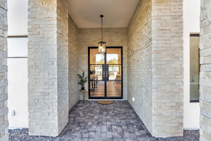 10-web-or-mls-19875 E SIlver Creek Ln-7