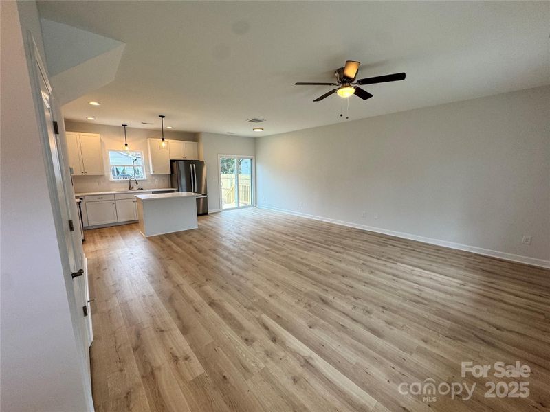 Spacious, unfurnished interior of a new home in , Gastonia (Image 13).