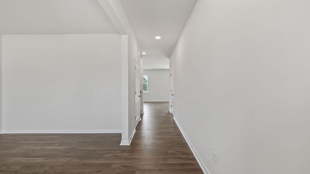 Spacious, unfurnished interior of a new home in Durbin Meadows Traditions, Fountain Inn (Image 11).