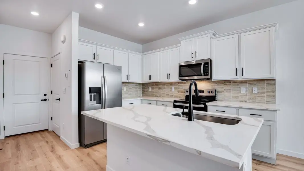 Furnished interior view inside a new home in Arcadia, Denver (Image 4).