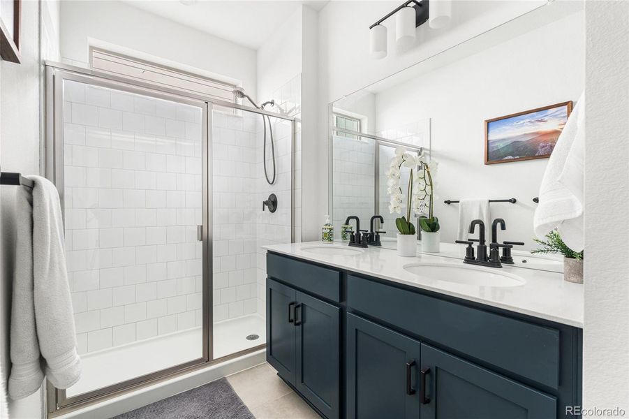 Furnished interior view inside a new home in Harmony, Aurora (Image 16).