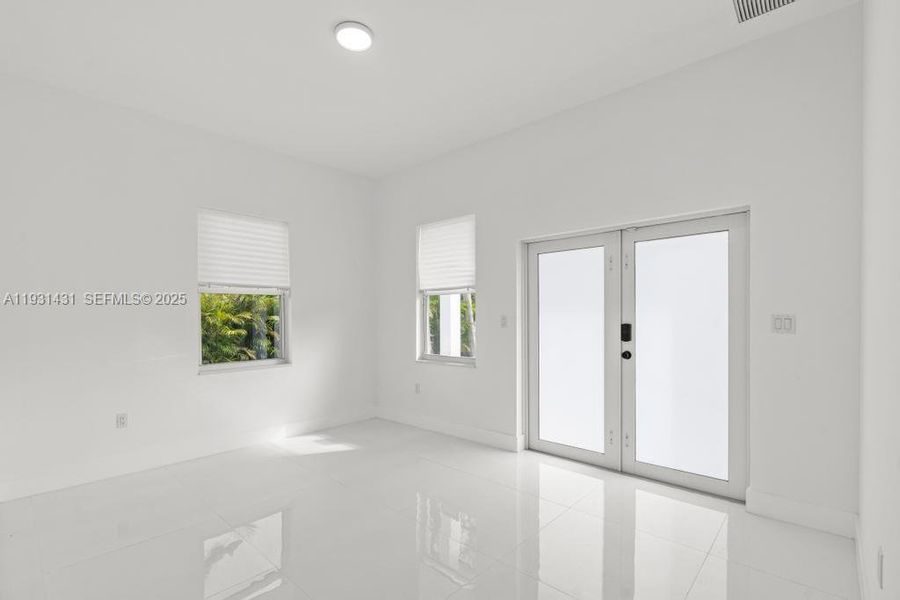 Spacious, unfurnished interior of a new home in , Miami (Image 17). Spacious, unfurnished interior of a new home in , Miami (Image 17).