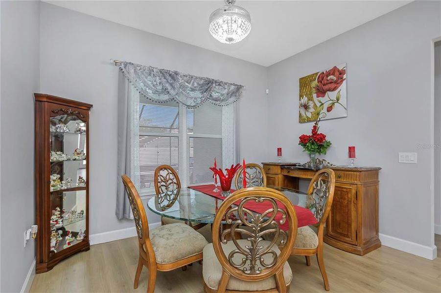 Furnished interior view inside a new home in , Tarpon Springs (Image 33).
