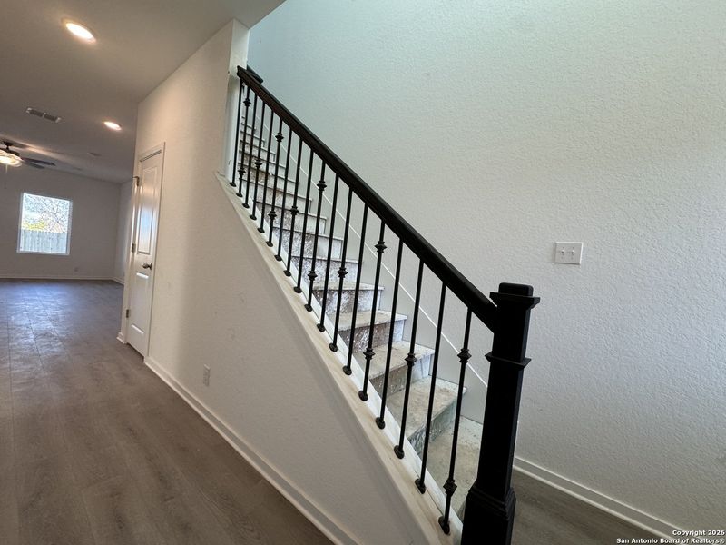 Spacious, unfurnished interior of a new home in Meadows at Hennersby Hollow 40's, San Antonio (Image 16). Spacious, unfurnished interior of a new home in Meadows at Hennersby Hollow 40's, San Antonio (Image 16).