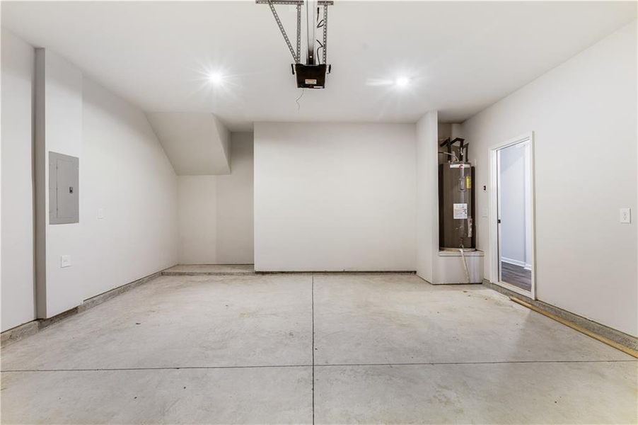 Spacious, unfurnished interior of a new home in , Conyers (Image 26). Spacious, unfurnished interior of a new home in , Conyers (Image 26).