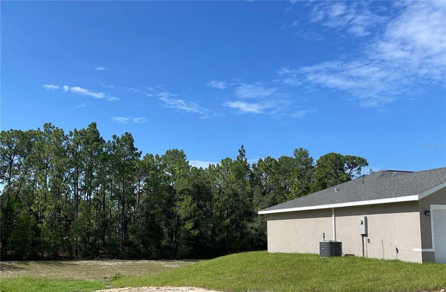 Exterior details and patio area of a home in , Ocala (Image 3). Exterior details and patio area of a home in , Ocala (Image 3).