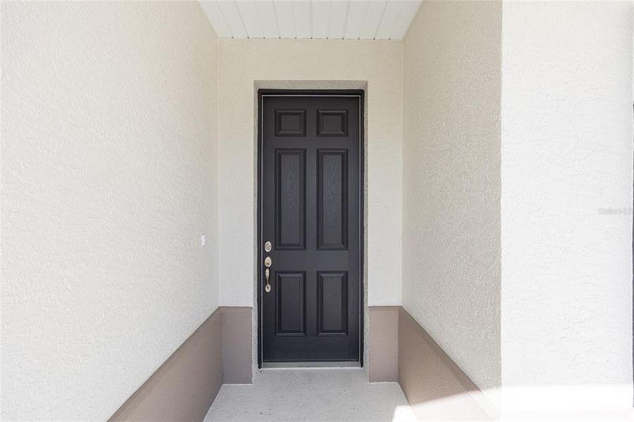 Exterior details and patio area of a home in , Ocala (Image 24).