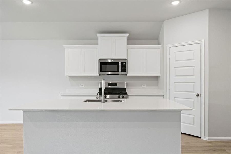 10-web-or-mls-509-hickory-rdg-dr