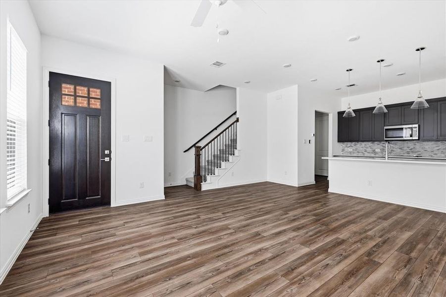 Spacious, unfurnished interior of a new home in Tenison Village, Dallas (Image 10). Spacious, unfurnished interior of a new home in Tenison Village, Dallas (Image 10).