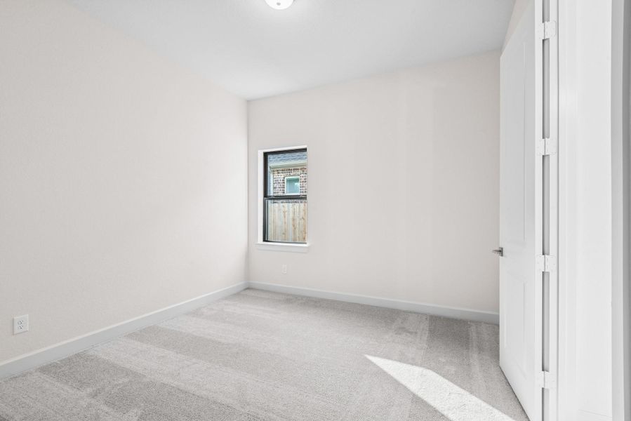 Spacious, unfurnished interior of a new home in ARTAVIA - Parkview Collection, Conroe (Image 24).