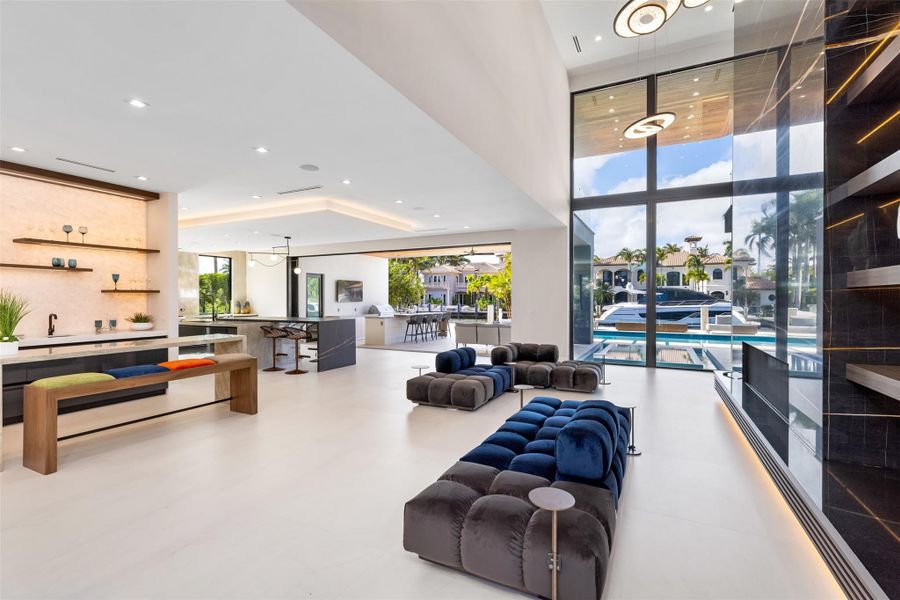 Community amenities in , Fort Lauderdale (Image 53).