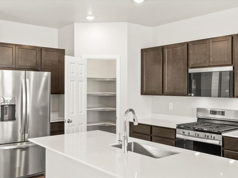 The Aspen floorplan image taken at a Meritage Homes community in Aurora, CO. The Aspen floorplan image taken at a Meritage Homes community in Aurora, CO.