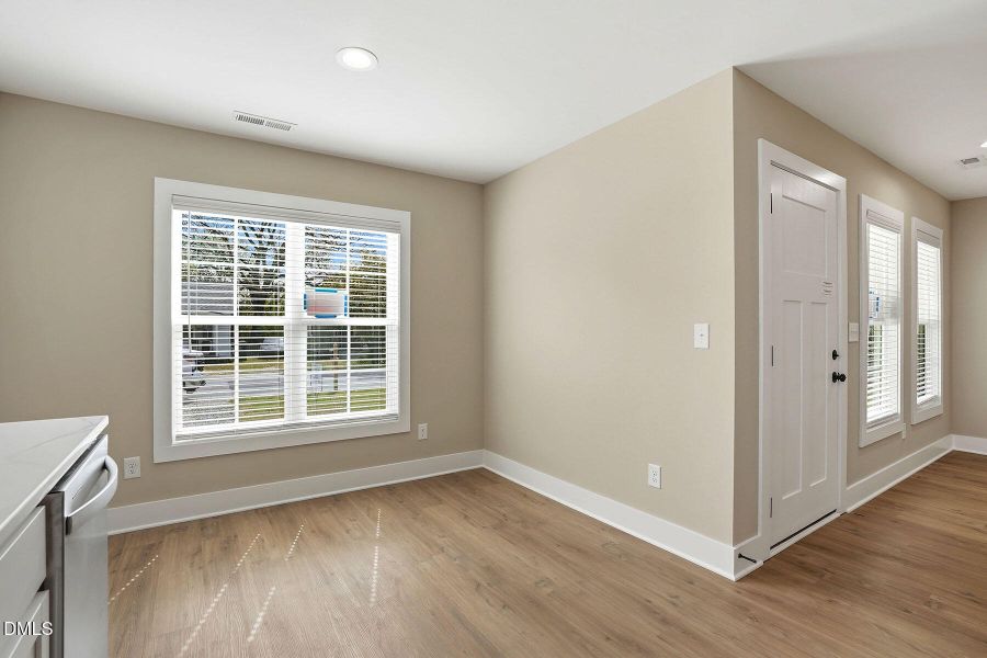 1107 N John St-49 1107 N John St-49