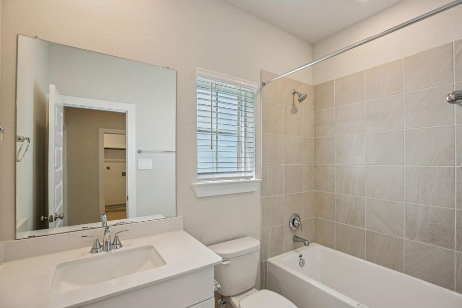 Furnished interior view inside a new home in Kemah Crossing - City Series, Kemah (Image 8). Furnished interior view inside a new home in Kemah Crossing - City Series, Kemah (Image 8).