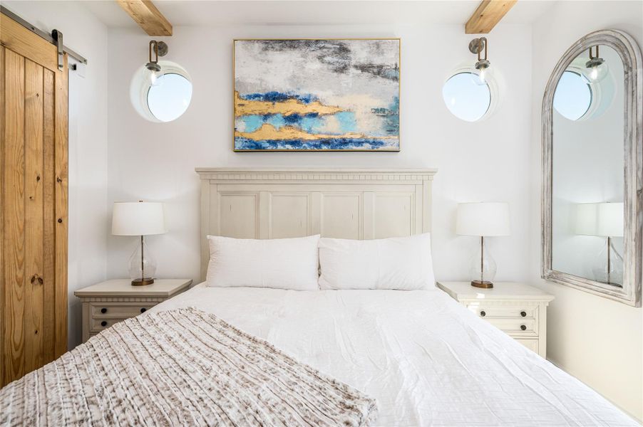 Furnished interior view inside a new home in , Bolivar Peninsula (Image 40).