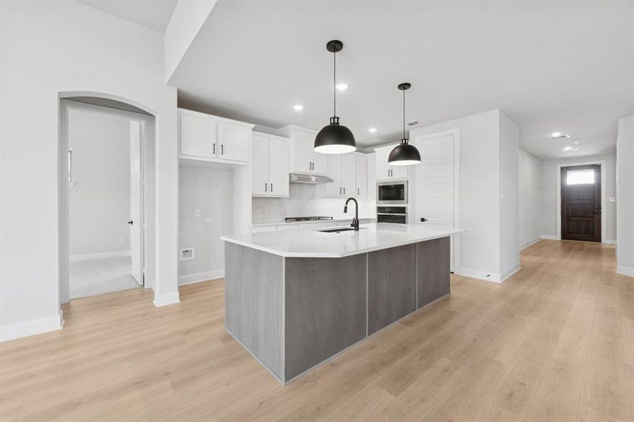 Furnished interior view inside a new home in South Pointe Cottage Series, Mansfield (Image 13). Furnished interior view inside a new home in South Pointe Cottage Series, Mansfield (Image 13).