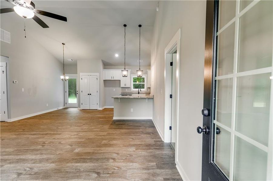 Spacious, unfurnished interior of a new home in , Cedartown (Image 15). Spacious, unfurnished interior of a new home in , Cedartown (Image 15).