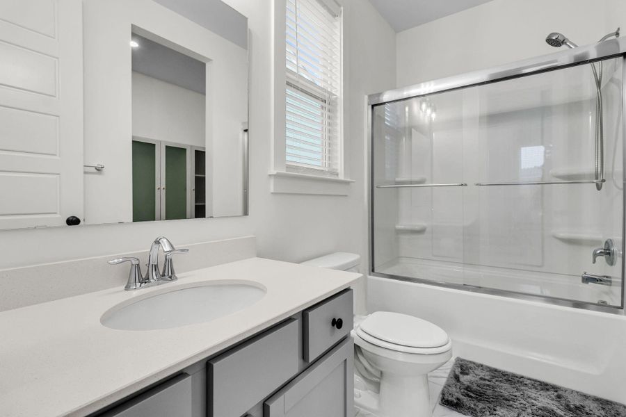 Furnished interior view inside a new home in Homecoming, Ravenel (Image 49).