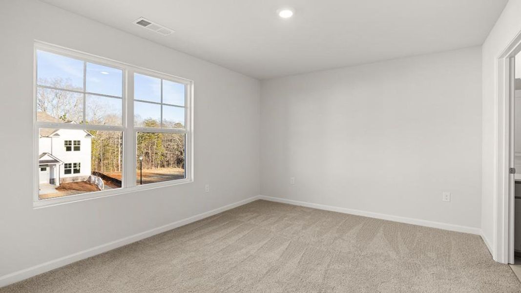 Spacious, unfurnished interior of a new home in Liberty Crossing, Braselton (Image 23).