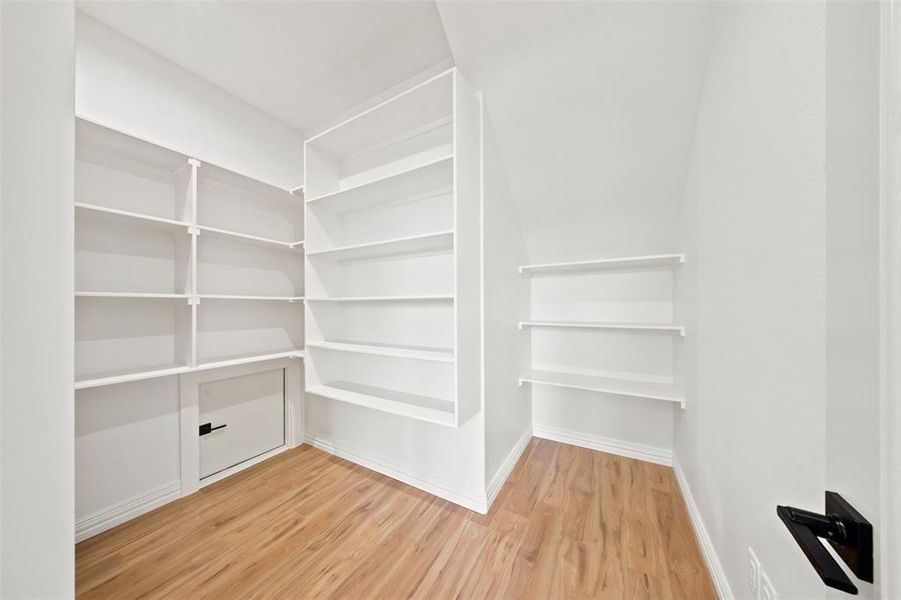 Spacious, unfurnished interior of a new home in , Bluff Dale (Image 20). Spacious, unfurnished interior of a new home in , Bluff Dale (Image 20).