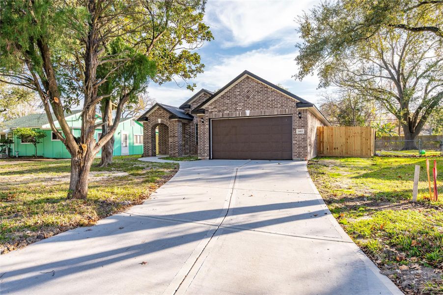 Front exterior of a new home in , Texas City, TX, highlighting curb appeal (Image 2).