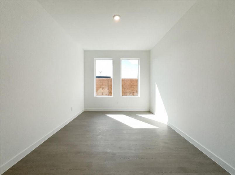 Spacious, unfurnished interior of a new home in Sunterra, Katy (Image 15). Spacious, unfurnished interior of a new home in Sunterra, Katy (Image 15).