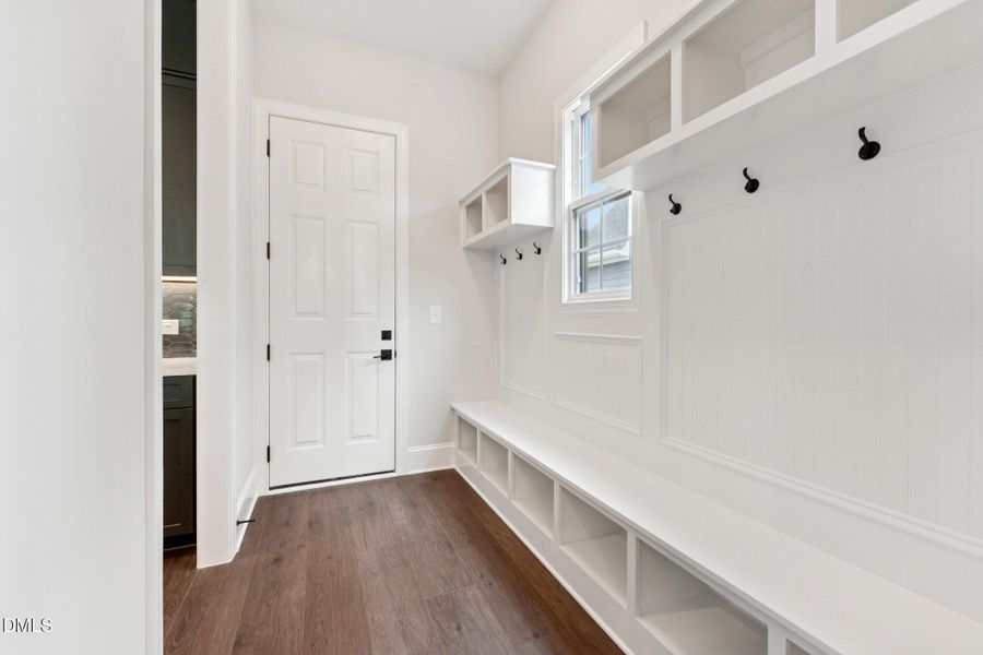 11- HHHunt Homes Galloway Garage Entranc