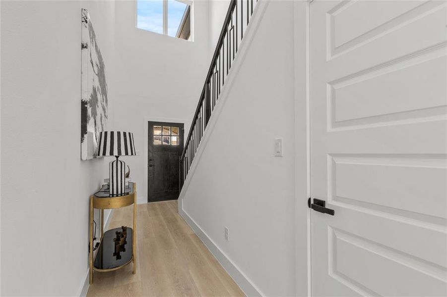 Furnished interior view inside a new home in , Grand Prairie (Image 24).