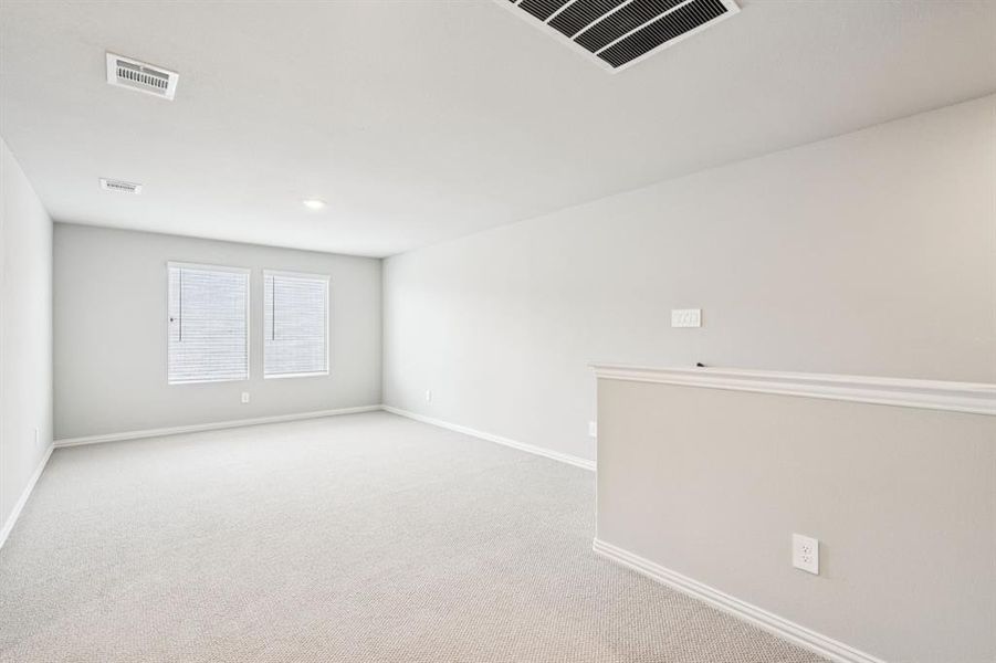 Spacious, unfurnished interior of a new home in Lakehaven - Premier Series, Farmersville (Image 31).