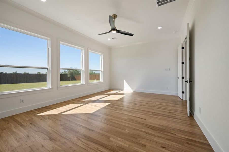 Spacious, unfurnished interior of a new home in NorthGlen, Haslet (Image 39). Spacious, unfurnished interior of a new home in NorthGlen, Haslet (Image 39).