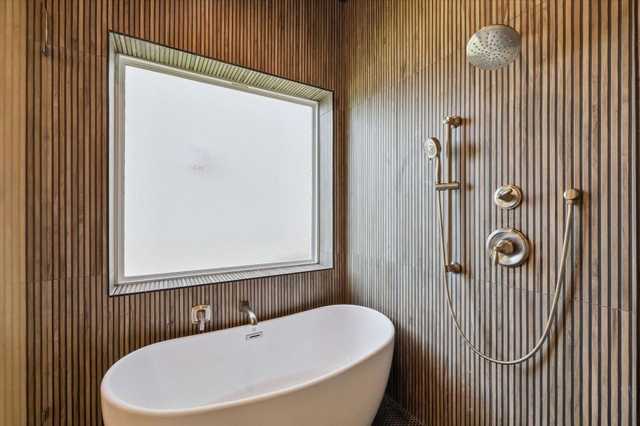 Close-up of interior finishes inside a home in , Kemah (Image 17). Close-up of interior finishes inside a home in , Kemah (Image 17).