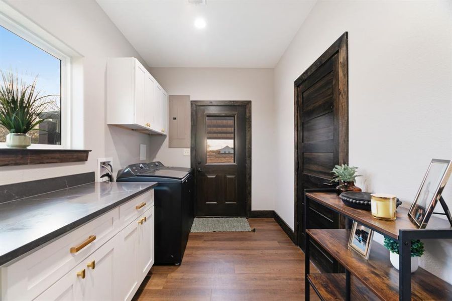 Furnished interior view inside a new home in , Honey Grove (Image 14).