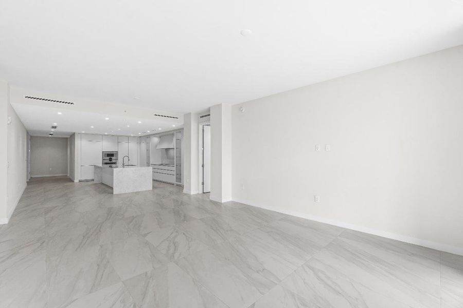 010-220SoutheastMiznerBoulevard-415-Boca