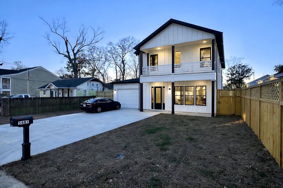 Exterior details and patio area of a home in , North Charleston (Image 31).