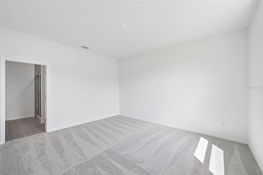 Spacious, unfurnished interior of a new home in Coasterra, Palmetto (Image 16). Spacious, unfurnished interior of a new home in Coasterra, Palmetto (Image 16).