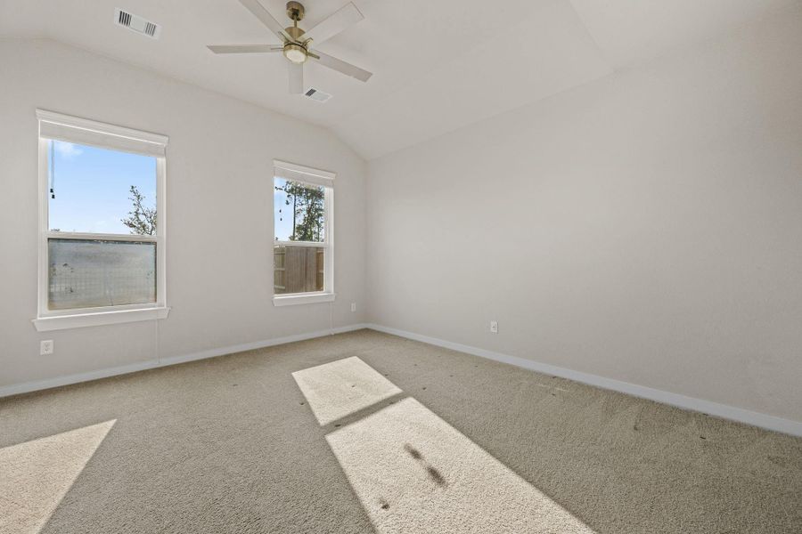 Spacious, unfurnished interior of a new home in Balmoral, Humble (Image 17). Spacious, unfurnished interior of a new home in Balmoral, Humble (Image 17).