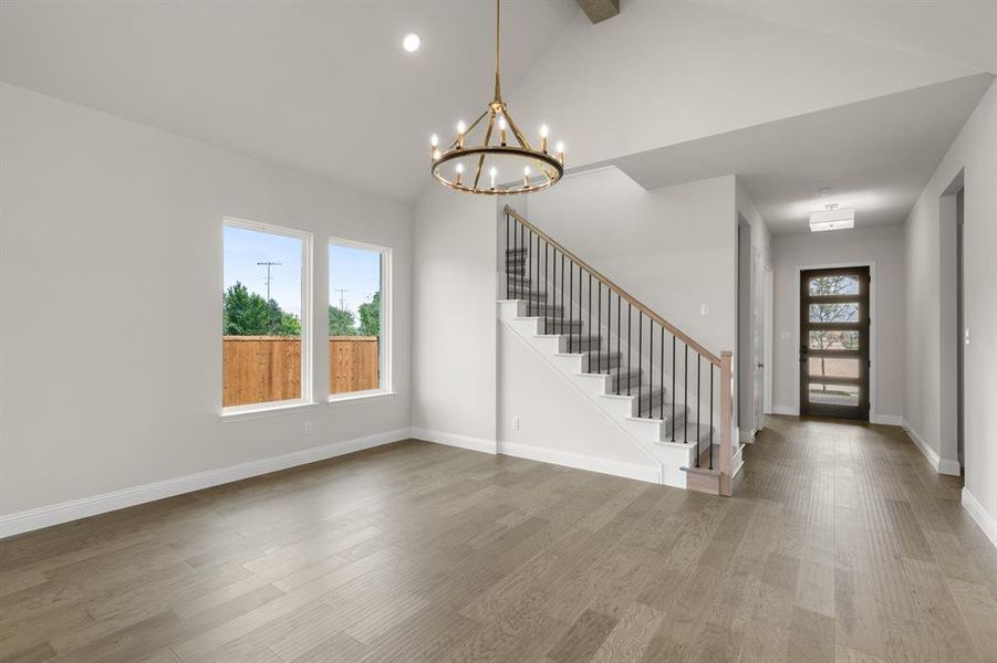 2300 KNapp- Living Room-3