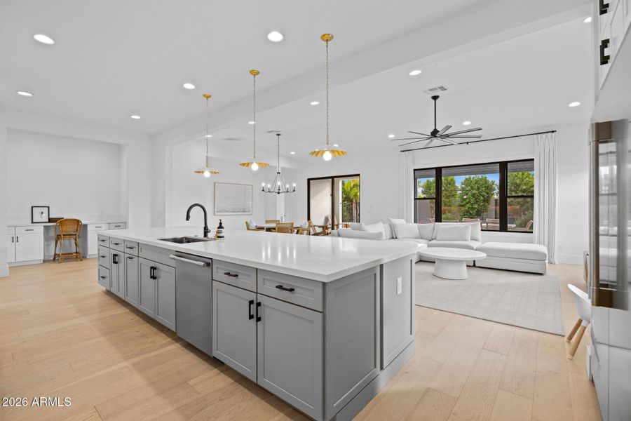 Large Island & Ample Storage