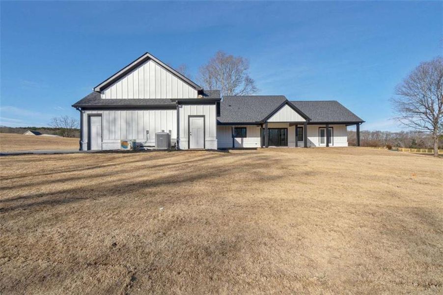 Exterior details and patio area of a home in , Monroe (Image 37).