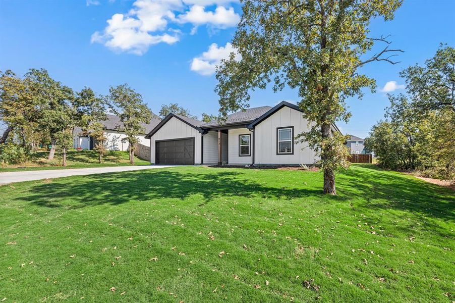 Image 32 of a home in Runaway Bay. Image 32 of a home in Runaway Bay.