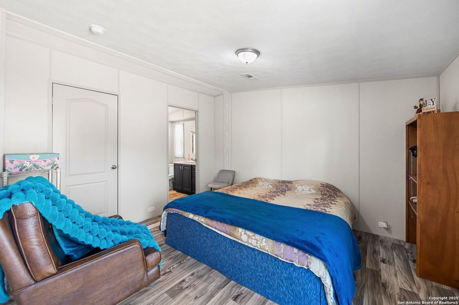 Furnished interior view inside a new home in , Elmendorf (Image 28).