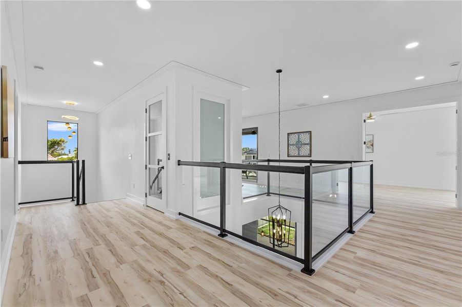 Spacious, unfurnished interior of a new home in , St. Petersburg (Image 20).