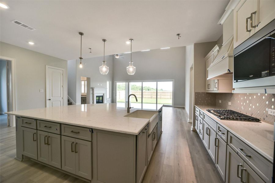 Furnished interior view inside a new home in Del Bello Lakes 60', Manvel (Image 13). Furnished interior view inside a new home in Del Bello Lakes 60', Manvel (Image 13).