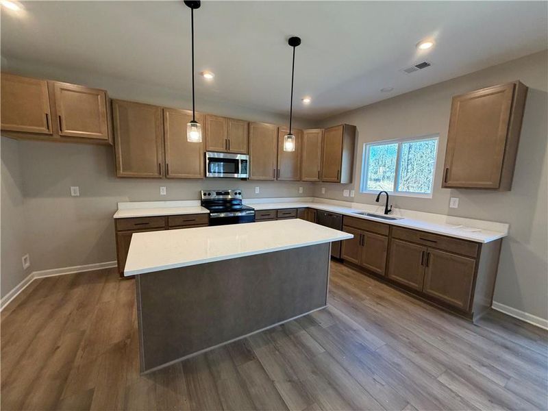 Furnished interior view inside a new home in Twin Lakes, Hoschton (Image 12). Furnished interior view inside a new home in Twin Lakes, Hoschton (Image 12).