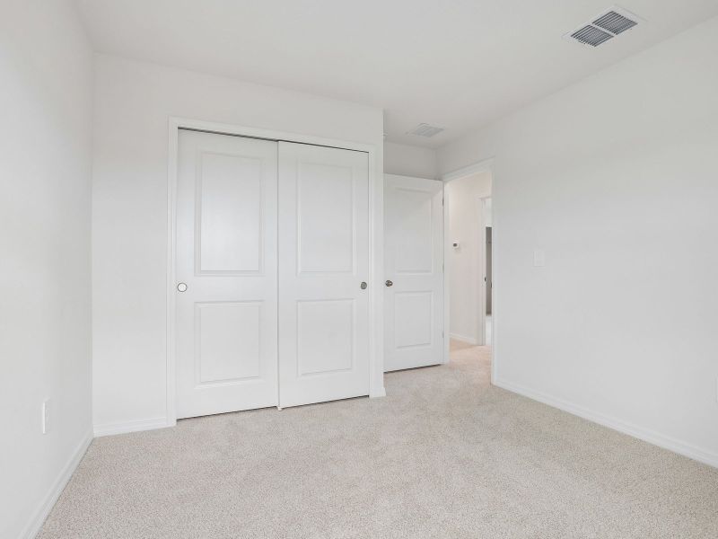Spacious, unfurnished interior of a new home in Benton Hills - Classic Series, Brooksville (Image 20).