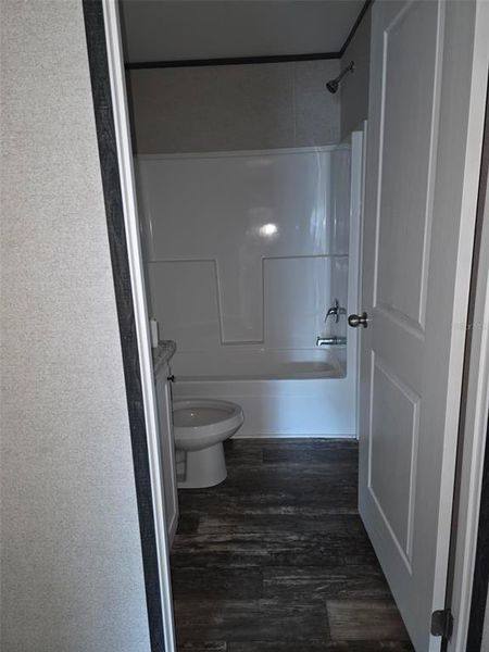 Image 47 of a home in .