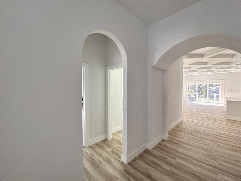 Spacious, unfurnished interior of a new home in , Crystal Beach (Image 12).